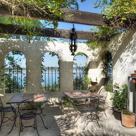 Lakehouse Bed And Breakfast Canyon Lake Exterior foto